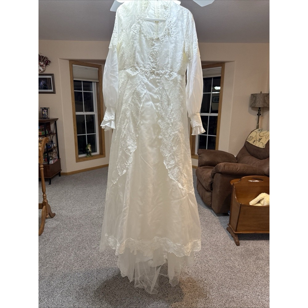 VTG Morilee 80s 90s Sz M Cream Lace Organza Beaded Wedding Gown Victorian Chic